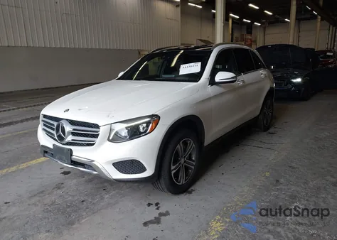 2016 Mercedes-Benz Glc 300 4Matic z USA, uszkodzony, nr VIN WDC0G4KB6GF064370